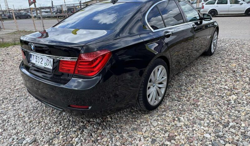 
								2010 BMW 730 pilnas									