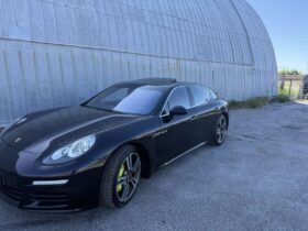 2015 PORSCHE PANAMERA
