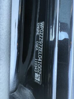 
										2015 PORSCHE PANAMERA pilnas									