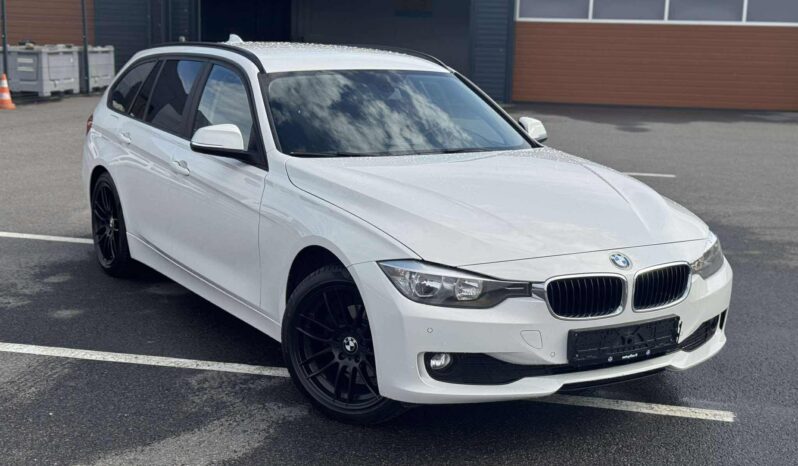 
								2013 BMW 318 pilnas									