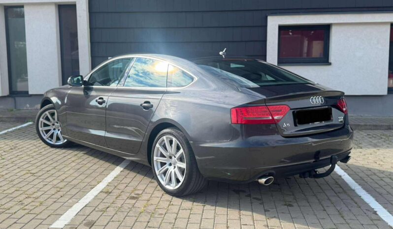 
								2011 AUDI A5 pilnas									