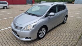 2012 TOYOTA VERSO