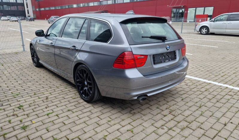 
								2011 BMW 320 pilnas									