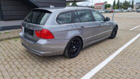 2011 BMW 320