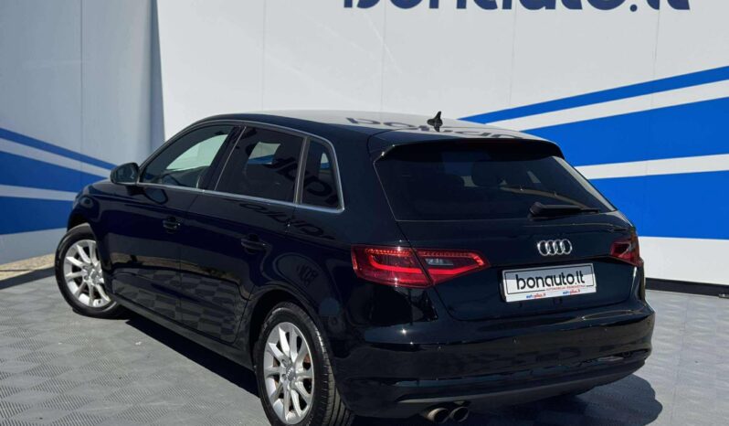 
								Audi A3 2013 pilnas									