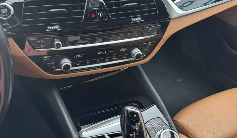 
								2017 BMW 520 pilnas									