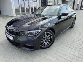 2019 BMW 320