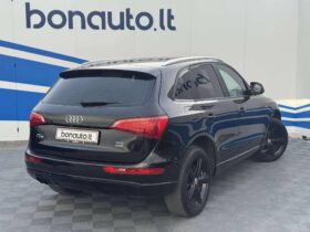 2010 AUDI Q5