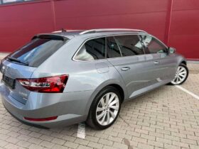 2017 SKODA SUPERB