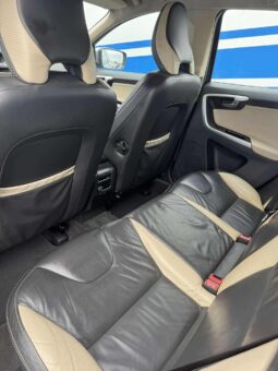 
										2010 VOLVO XC60 pilnas									