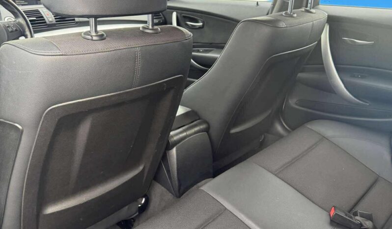 
								2011 BMW 120 pilnas									
