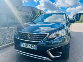2017 PEUGEOT 5008