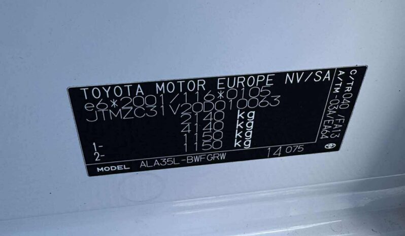 
								Toyota Rav-4 pilnas									