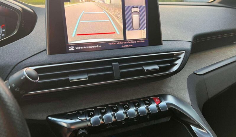 
								Peugeot 5008 pilnas									