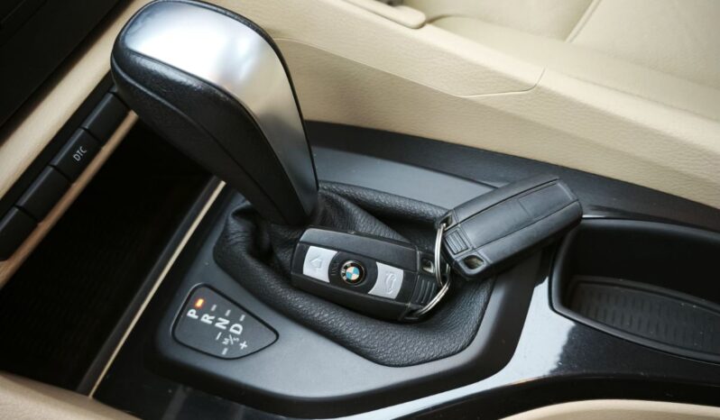 
								2011 BMW X1 pilnas									