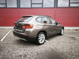 
										2011 BMW X1 pilnas									