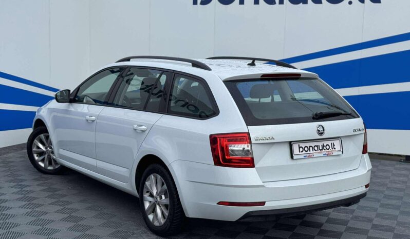 
								Skoda Octavia pilnas									