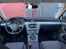 
										Volkswagen Passat pilnas									