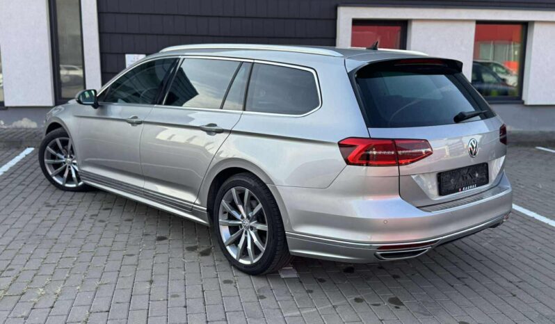 
								Volkswagen Passat pilnas									