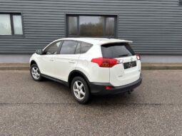 
										2013 Toyota Rav-4 pilnas									