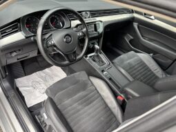 
										Volkswagen Passat pilnas									