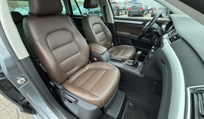 
								Skoda Superb pilnas									