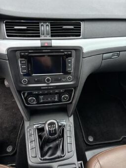 
										Skoda Superb pilnas									