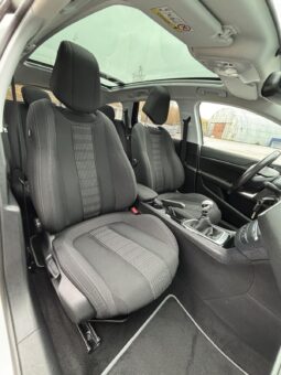 
										2015 PEUGEOT 308 pilnas									