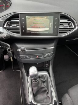 
										2015 PEUGEOT 308 pilnas									