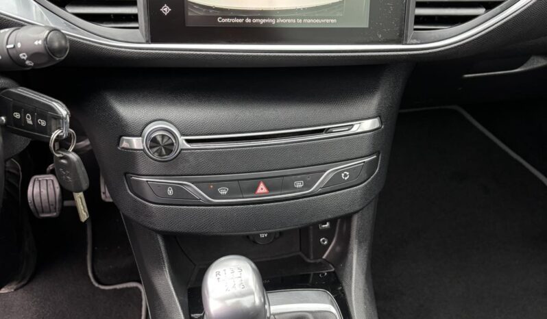 
								2015 PEUGEOT 308 pilnas									