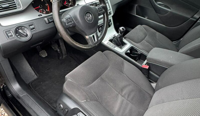
								2010 VOLKSWAGEN PASSAT pilnas									