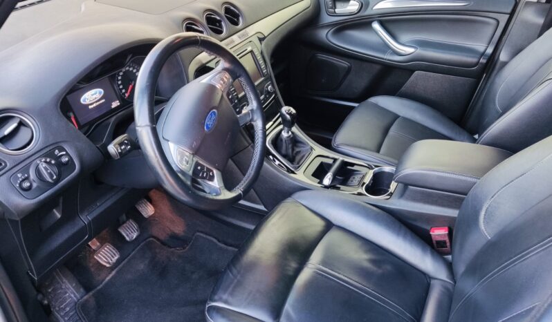 
								2015 Ford Galaxy pilnas									