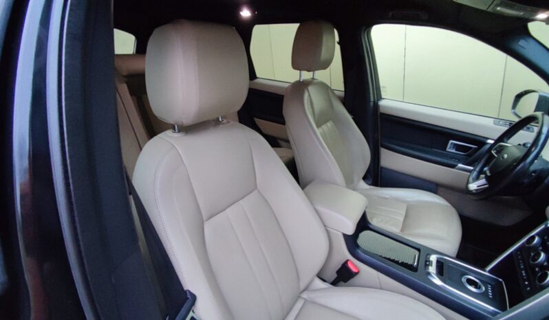 
								2016 LAND ROVER DISCOVERY pilnas									