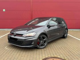 2016 VOLKSWAGEN GOLF