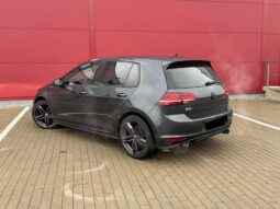 
										2016 VOLKSWAGEN GOLF pilnas									