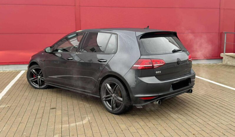 
								2016 VOLKSWAGEN GOLF pilnas									