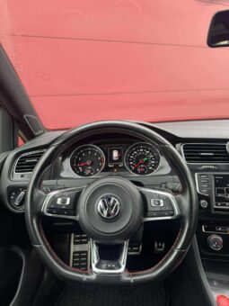 
										2016 VOLKSWAGEN GOLF pilnas									
