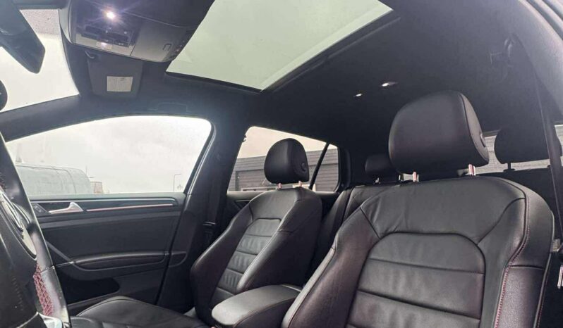 
								2016 VOLKSWAGEN GOLF pilnas									