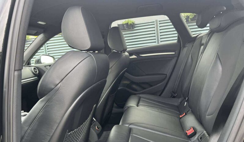
								2015 Audi A3 pilnas									