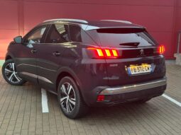 
										2018 Peugeot 3008 pilnas									