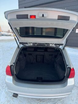
										2011 BMW 320 pilnas									