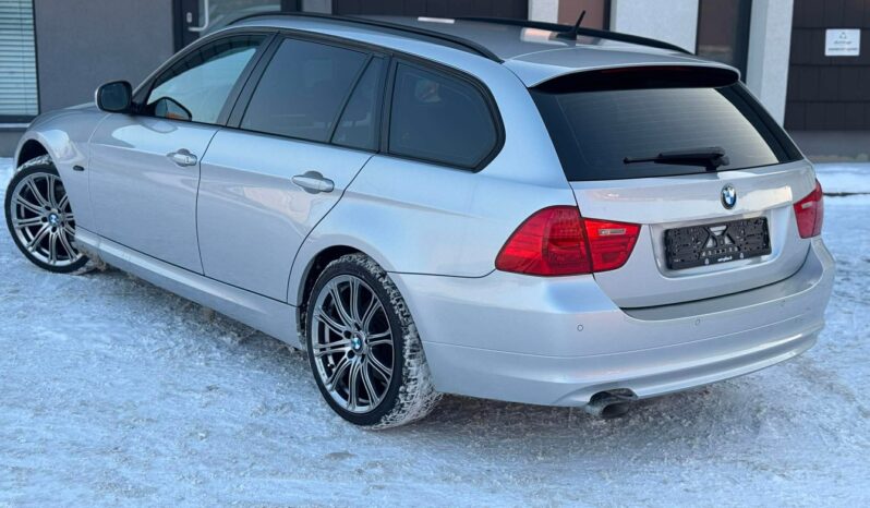 
								2011 BMW 320 pilnas									