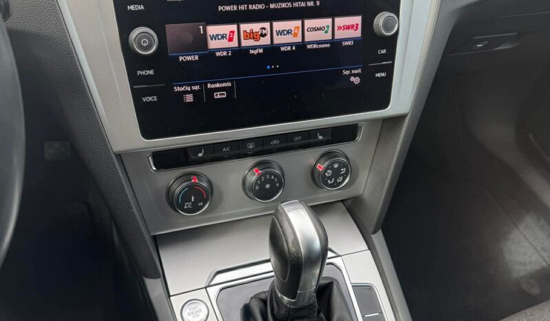 
								2018 VOLKSWAGEN PASSAT pilnas									