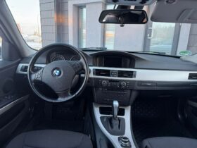 2011 BMW 320