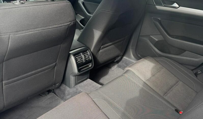 
								2018 VOLKSWAGEN PASSAT pilnas									