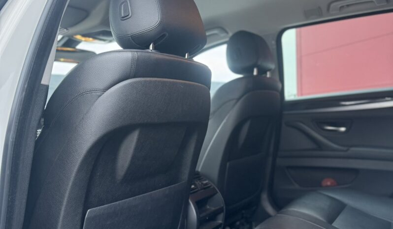 
								BMW 530 pilnas									