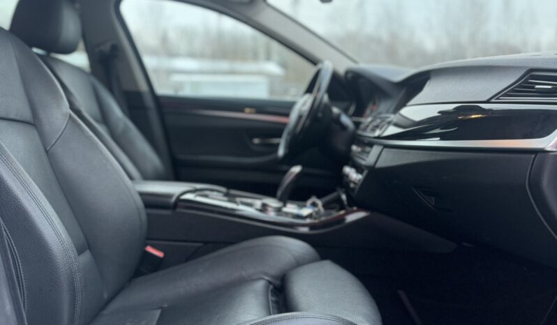 
								BMW 530 pilnas									
