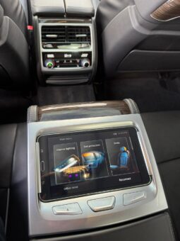 
										BMW 740 pilnas									