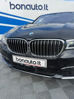 
										BMW 740 pilnas									