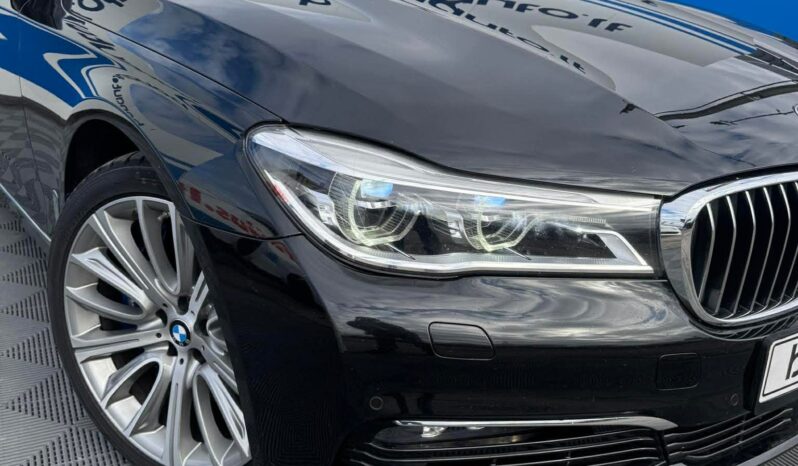 
								BMW 740 pilnas									